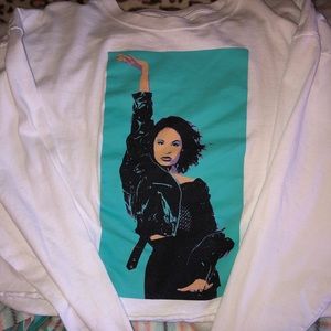 Selena white long sleeve crop top.